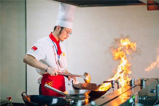 中餐常見的烹飪技法――爆